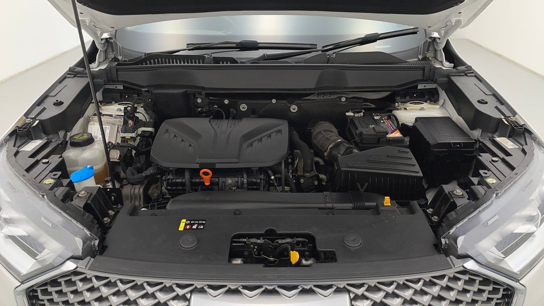 Open Bonnet (Engine)