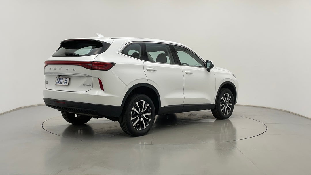 Right Back Diagonal (45- Degree) View