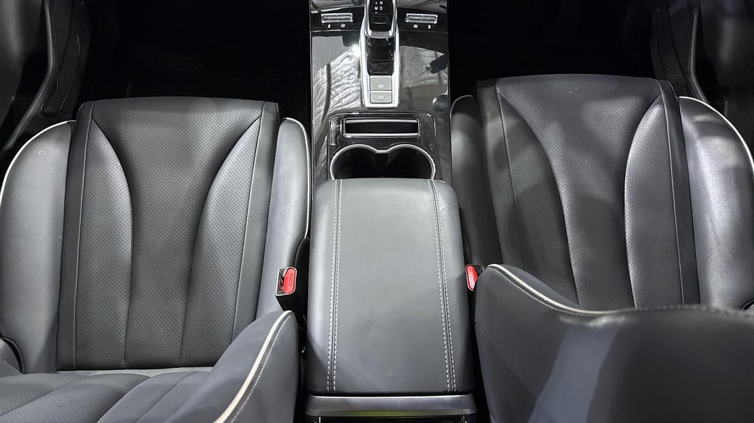 2024 Chery Tiggo 4 Pro Ultimate, Automatic, 6557 km, Center Console