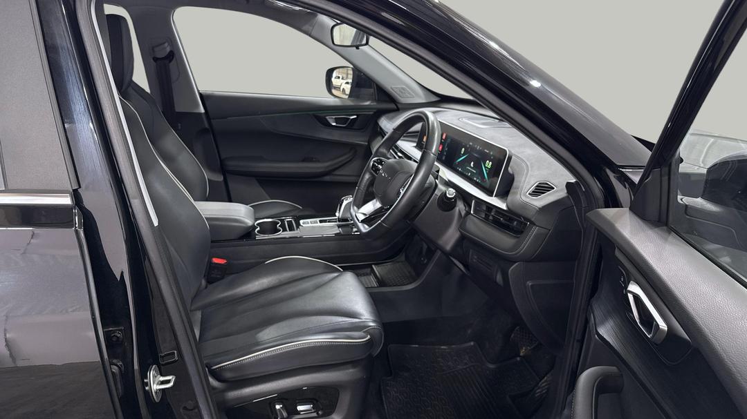 2024 Chery Tiggo 4 Pro Ultimate, Automatic, 6557 km, Right Side Front Door Cabin View