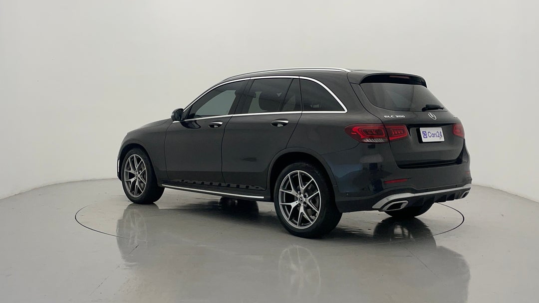 Left Back Diagonal (45- Degree) View