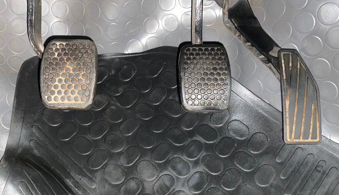 2020 Maruti Alto LXI OPT CNG, CNG, Manual, 75,591 km, Pedals