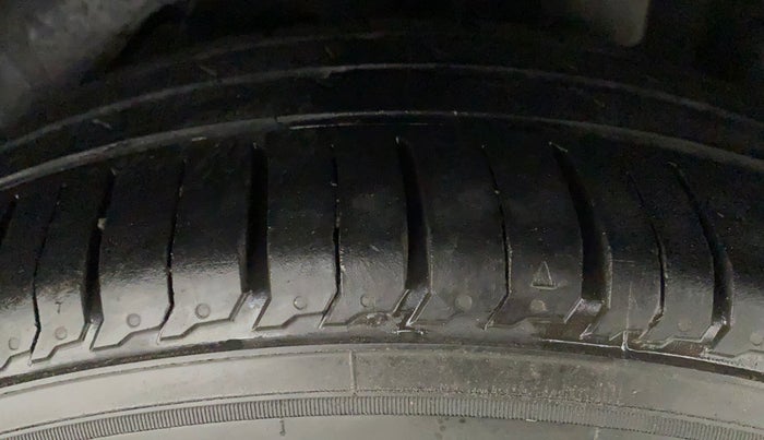 2018 Ford FREESTYLE AMBIENTE 1.5 DIESEL, Diesel, Manual, 59,405 km, Left Rear Tyre Tread