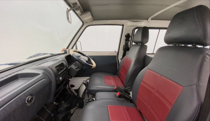 2017 Maruti Omni 5 STR, Petrol, Manual, 50,952 km, Right Side Front Door Cabin