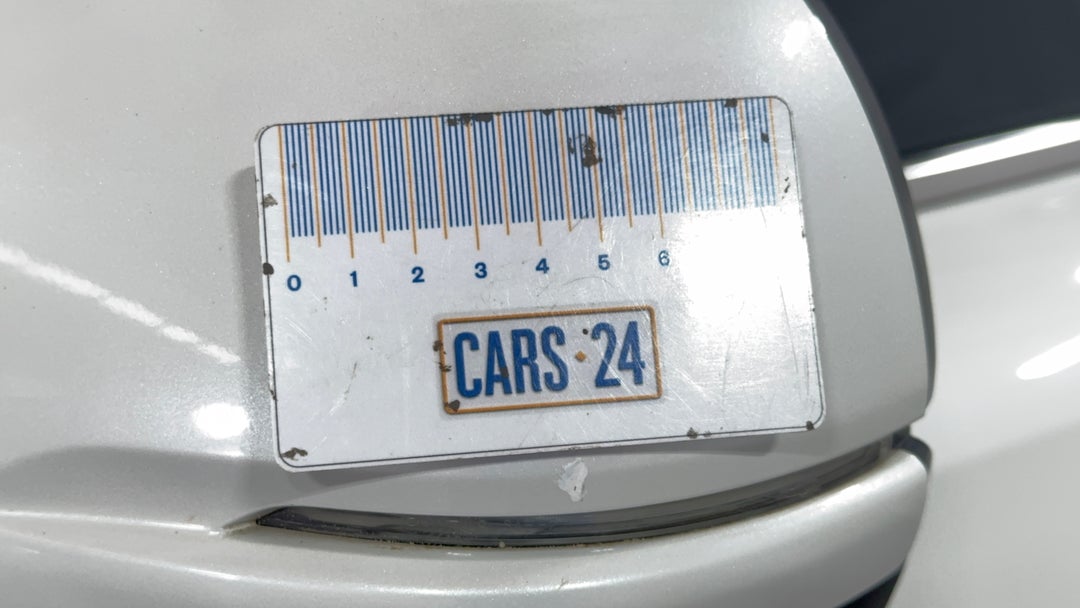 Side Mirrors Housing RHS Paint blemish