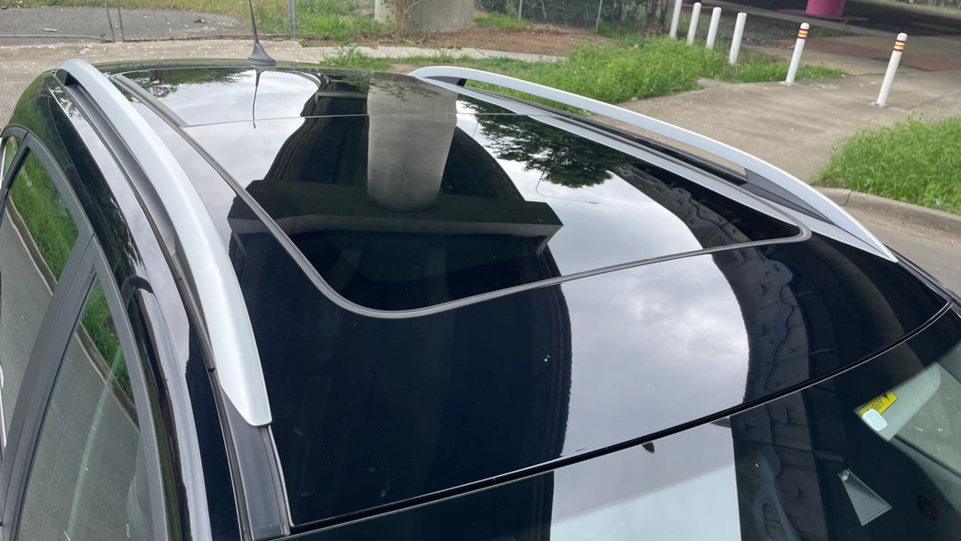 2022 MG ZS EV Essence, Automatic, 20742 km, Roof/Sunroof View