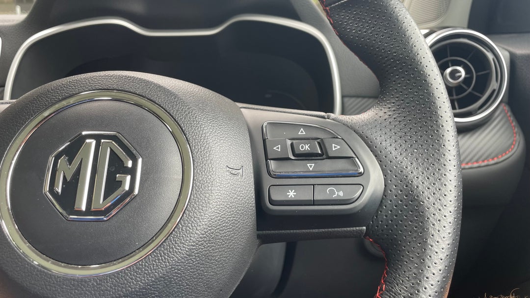 2022 MG ZS EV Essence, Automatic, 20742 km, Cruise Control