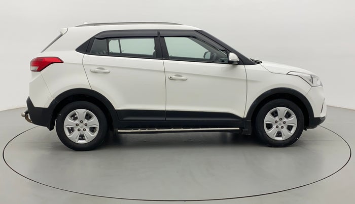 2018 Hyundai Creta 1.6 E + VTVT, Petrol, Manual, 64,849 km, Right Side View