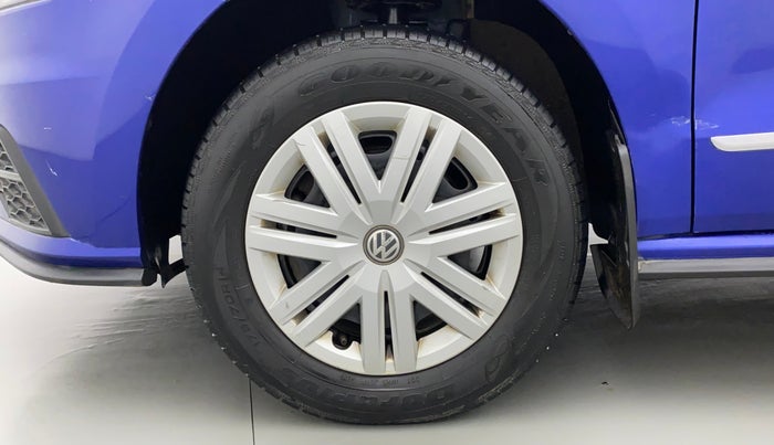 2020 Volkswagen Polo TRENDLINE 1.0L, Petrol, Manual, 52,149 km, Left Front Wheel