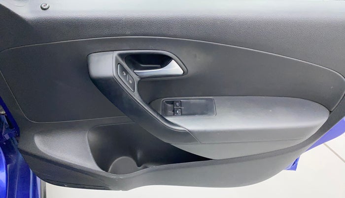2020 Volkswagen Polo TRENDLINE 1.0L, Petrol, Manual, 52,149 km, Driver Side Door Panels Control