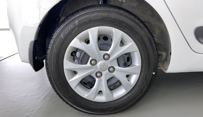 2013 Hyundai Grand i10 SPORTZ 1.1 CRDI, Diesel, Manual, 53,041 km, Right Rear Wheel