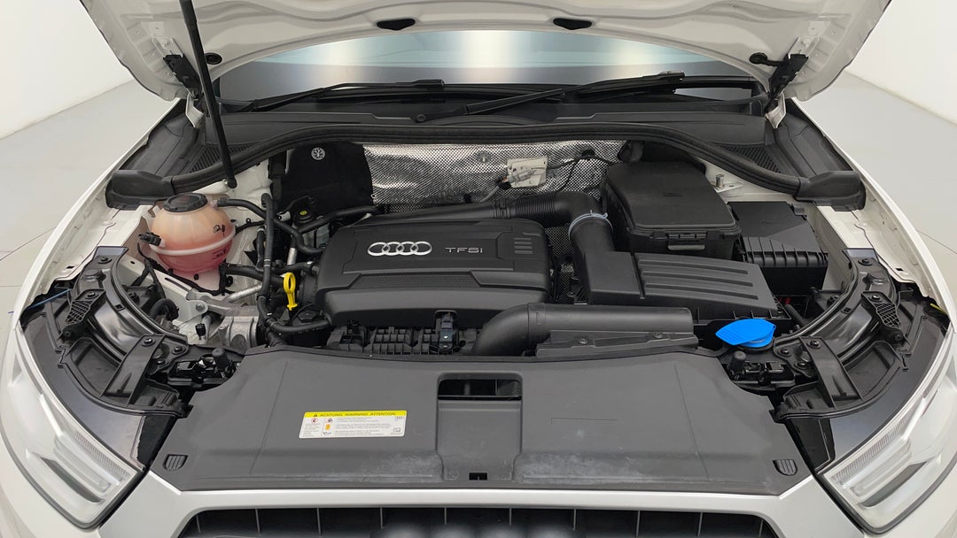 Open Bonnet (Engine)