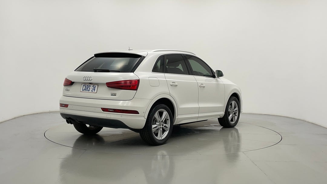 Right Back Diagonal (45- Degree) View