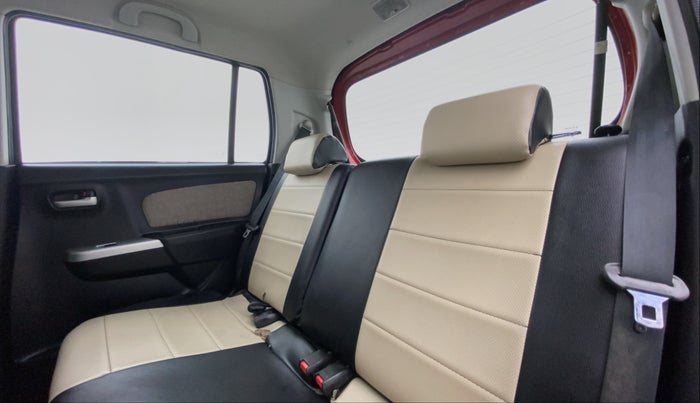 2014 Maruti Wagon R 1.0 VXI, Petrol, Manual, 37,816 km, Right Side Rear Door Cabin