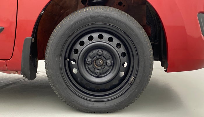 2014 Maruti Wagon R 1.0 VXI, Petrol, Manual, 37,816 km, Right Front Wheel
