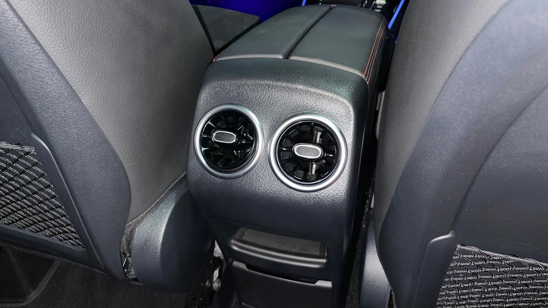 2023 Mercedes-benz GLA 250 4matic, Automatic, 40479 km, Rear A/C Vent