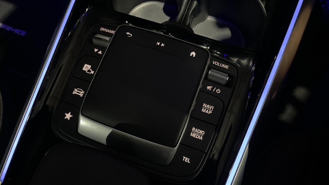 2023 Mercedes-benz GLA 250 4matic, Automatic, 40479 km, Utility Switches/Buttons