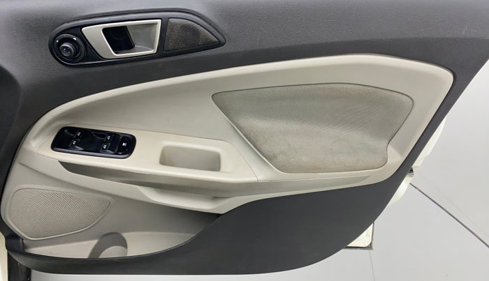 2015 Ford Ecosport 1.5TITANIUM TDCI, Diesel, Manual, 1,40,961 km, Driver Side Door Panels Controls