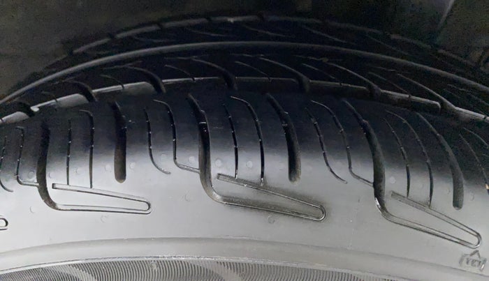 2014 Hyundai Grand i10 ASTA AT 1.2 KAPPA VTVT, Petrol, Automatic, 91,729 km, Left Rear Tyre Tread