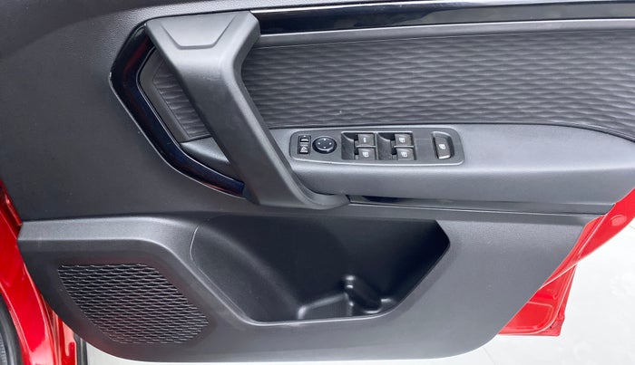 2022 Renault Kiger RXZ CVT 1.0 TURBO DUAL TONE, Petrol, Automatic, 4,371 km, Driver Side Door Panels Control