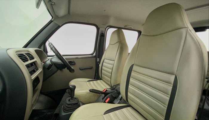 2015 Maruti Eeco 7 STR, Petrol, Manual, 14,204 km, Right Side Front Door Cabin
