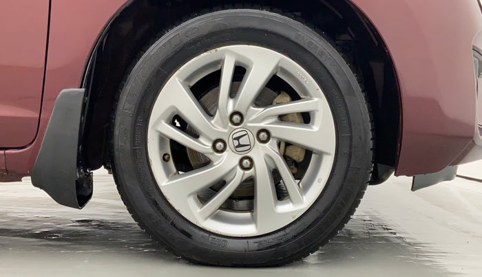 2015 Honda Jazz 1.2 V MT, Petrol, Manual, 30,363 km, Right Front Wheel