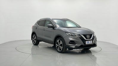 2017 Nissan Qashqai St-l Automatic, 38k km Petrol Car