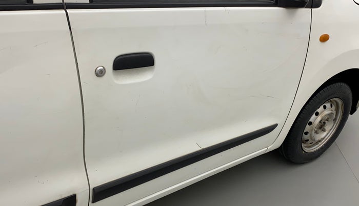 2013 Maruti Wagon R 1.0 LXI, Petrol, Manual, 98,385 km, Driver-side door - Slightly dented