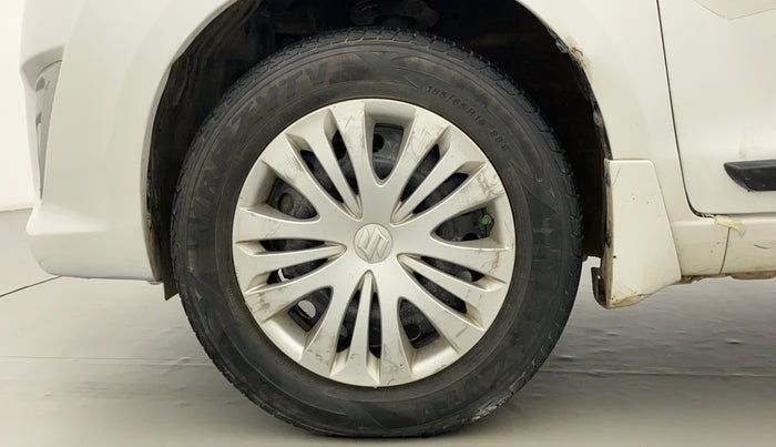 2013 Maruti Ertiga VXI CNG, CNG, Manual, 97,093 km, Left Front Wheel