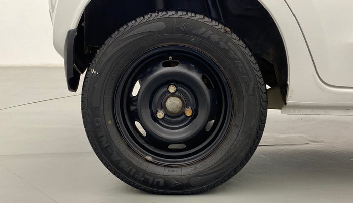 2017 Datsun Redi Go S, Petrol, Manual, 38,693 km, Right Rear Wheel