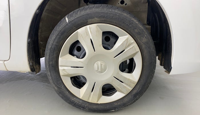 2015 Maruti Wagon R 1.0 VXI, Petrol, Manual, 32,869 km, Right Front Wheel