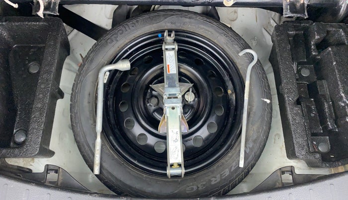 2015 Maruti Wagon R 1.0 VXI, Petrol, Manual, 32,869 km, Spare Tyre