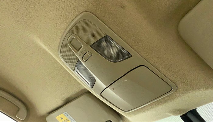 2015 Maruti Ciaz ZXI, Petrol, Manual, 51,093 km, Ceiling - Roof light not functional