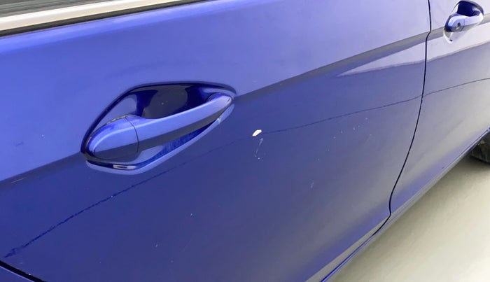 2015 Tata Zest XT PETROL, Petrol, Manual, 66,661 km, Right rear door - Slightly dented