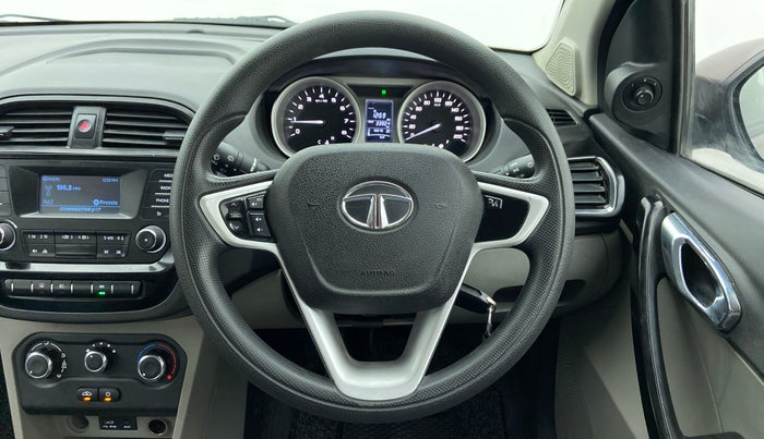 2016 Tata Tiago XZ 1.2 REVOTRON, Petrol, Manual, 33,891 km, Steering Wheel Close Up