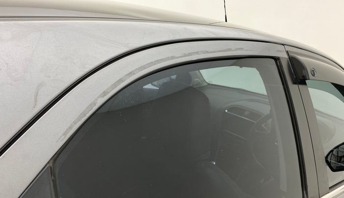 2019 Tata Tiago XZ PLUS DUAL TONE PETROL, Petrol, Manual, 55,220 km, Right rear door - Door visor damaged