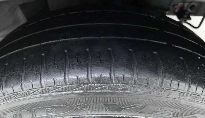2016 Hyundai Grand i10 SPORTZ 1.2 KAPPA VTVT, Petrol, Manual, 46,697 km, Left Rear Tyre Tread