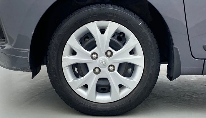 2016 Hyundai Grand i10 SPORTZ 1.2 KAPPA VTVT, Petrol, Manual, 46,697 km, Left Front Wheel