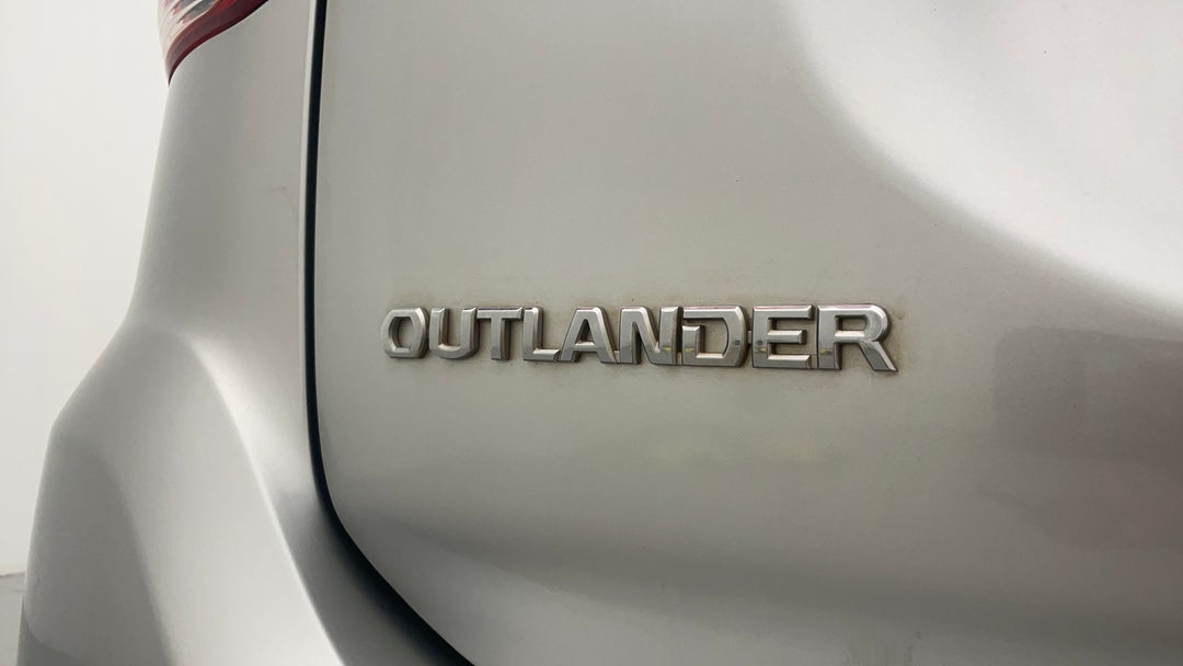 Badge (Boot Left Side)