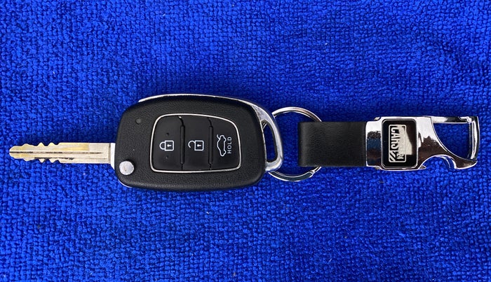 2020 Hyundai GRAND I10 NIOS SPORTZ PETROL, Petrol, Manual, 55,621 km, Key Close Up