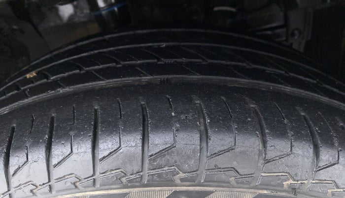 2018 Maruti S Cross ALPHA SHVS, Diesel, Manual, 46,247 km, Right Front Tyre Tread