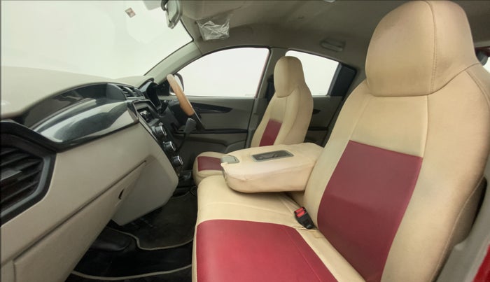 2016 Mahindra Kuv100 K4 D 6 STR, Diesel, Manual, 37,702 km, Right Side Front Door Cabin