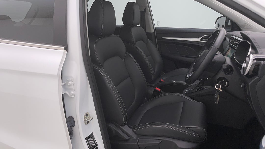 2023 MG ZS Excite, Automatic, 10718 km, Right Side Front Door Cabin View