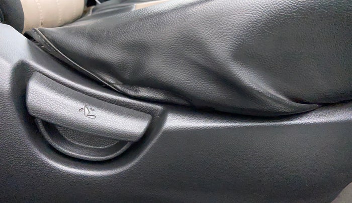 2014 Hyundai Grand i10 SPORTS 1.2 VTVT, Petrol, Manual, 43,841 km, Driver Side Adjustment Panel