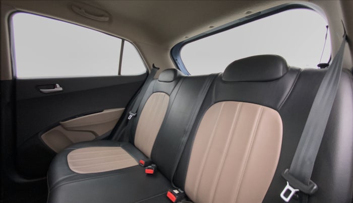 2014 Hyundai Grand i10 SPORTS 1.2 VTVT, Petrol, Manual, 43,841 km, Right Side Rear Door Cabin