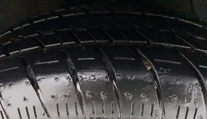 2014 Hyundai Grand i10 SPORTS 1.2 VTVT, Petrol, Manual, 43,841 km, Right Front Tyre Tread