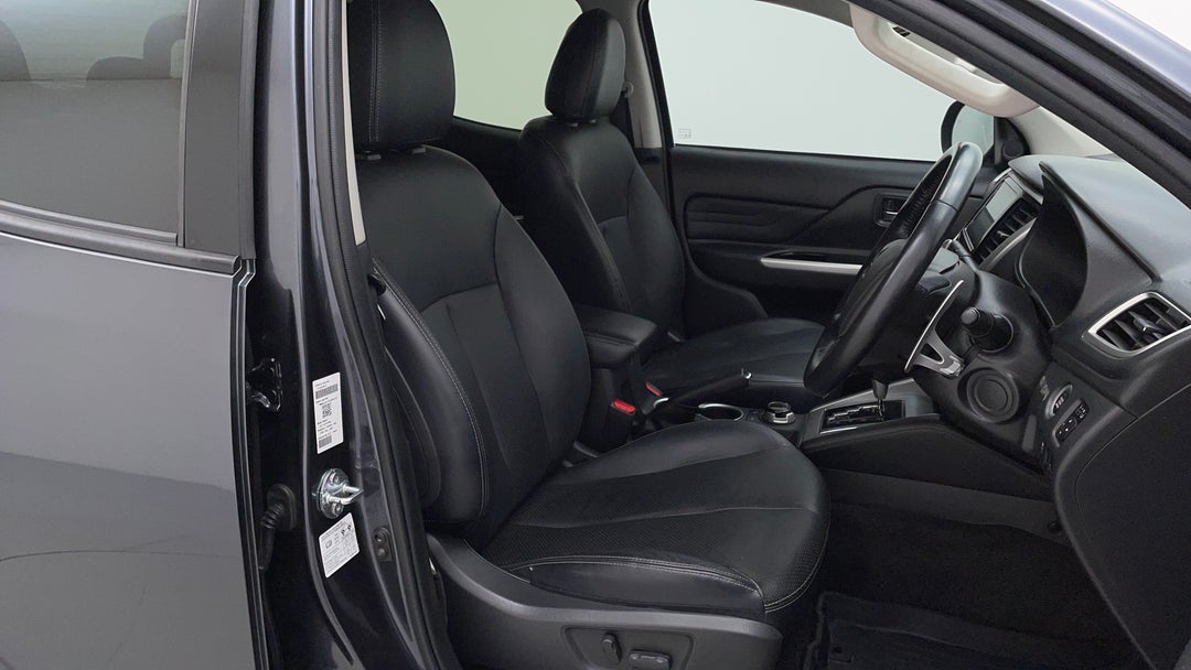 2019 Mitsubishi Triton Gls (4x4) Premium, Automatic, 41178 km, Right Side Front Door Cabin View