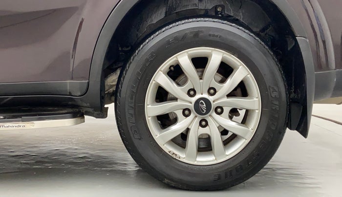 2017 Mahindra XUV500 W8 FWD, Diesel, Manual, 46,576 km, Left Rear Wheel