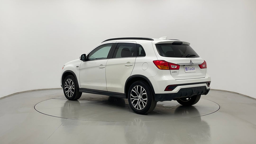 Left Back Diagonal (45- Degree) View