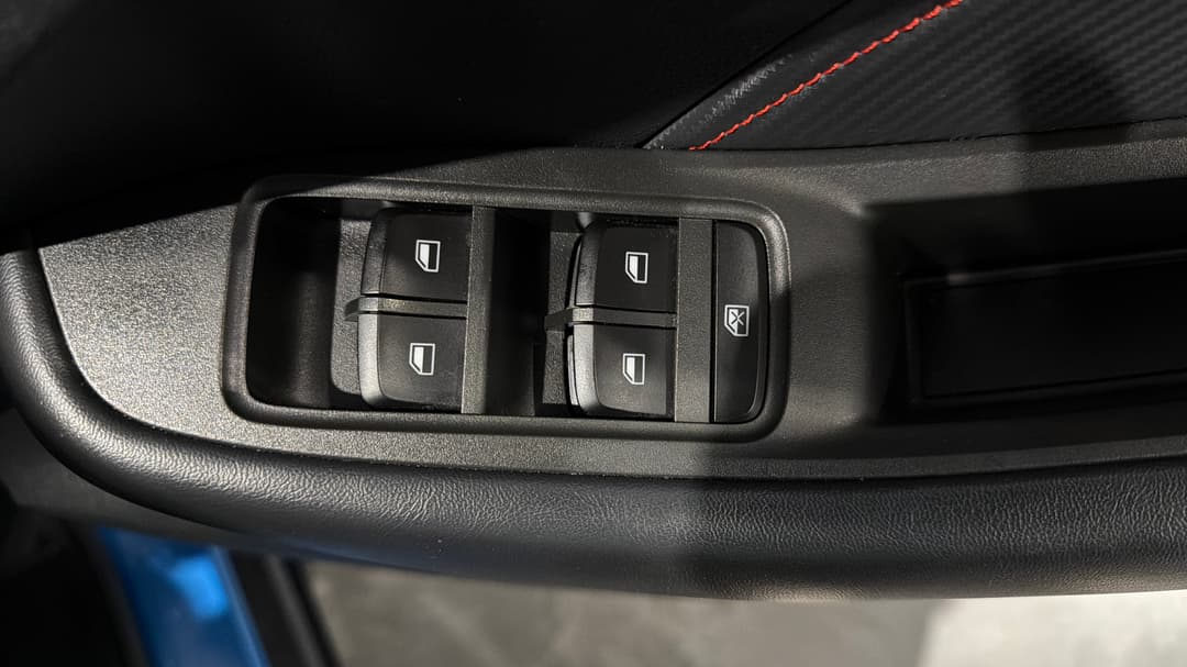 2020 MG Zst Excite, Automatic, 82249 km, Drivers Side Door Panel Controls